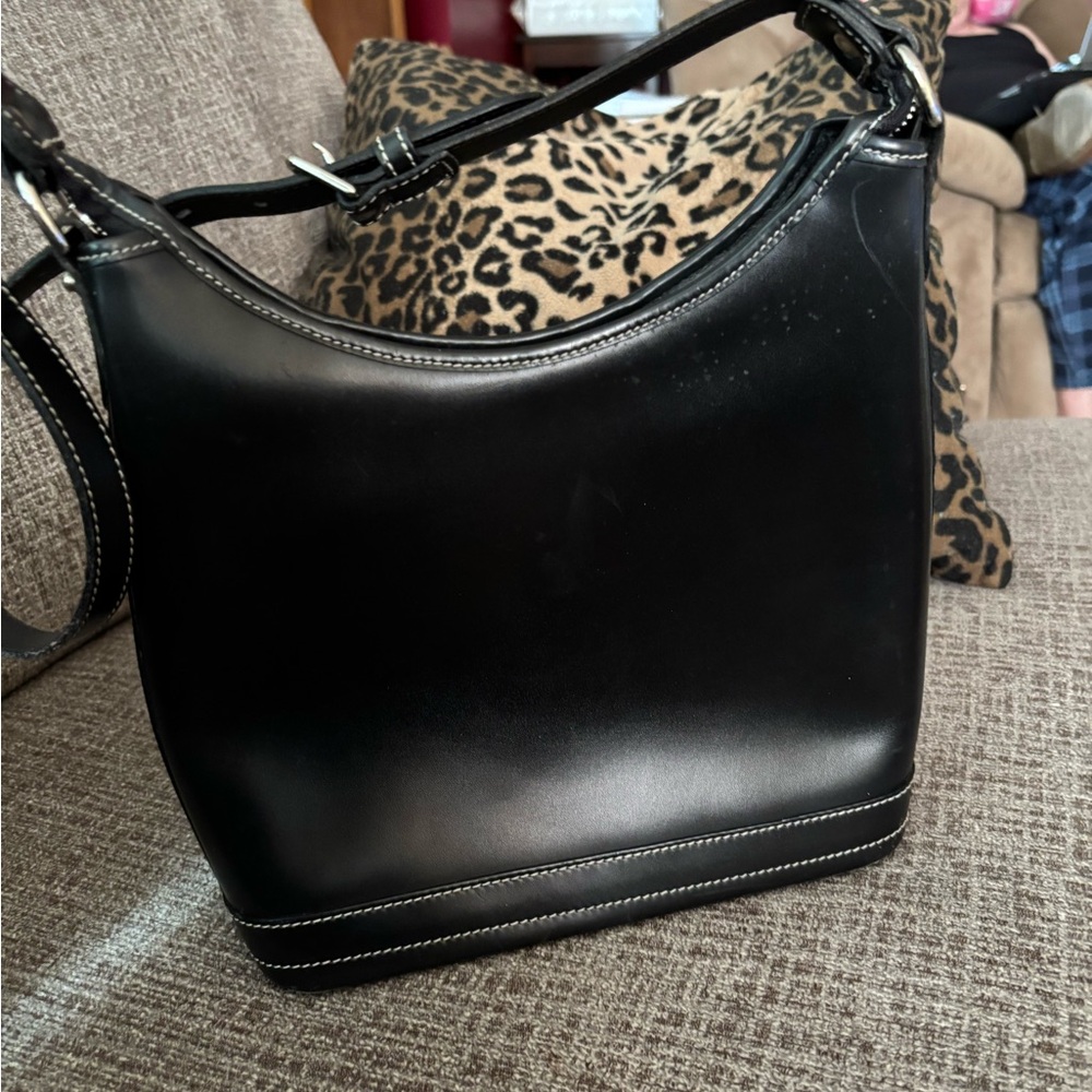 Dooney & Bourke Black Leather Shoulder Bag - Picture 2 of 5